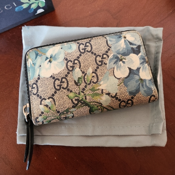 Gucci Blooms Floral Leather Blue Zip Wallet Card Case - Picture 2 of 8